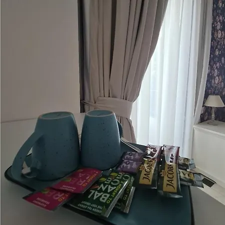 Kaleidoscope Boutique 3*