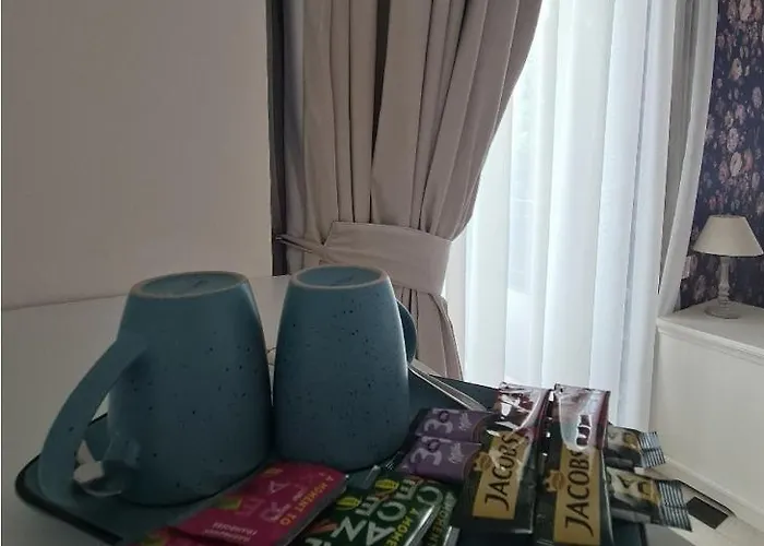 Kaleidoscope Boutique 3*